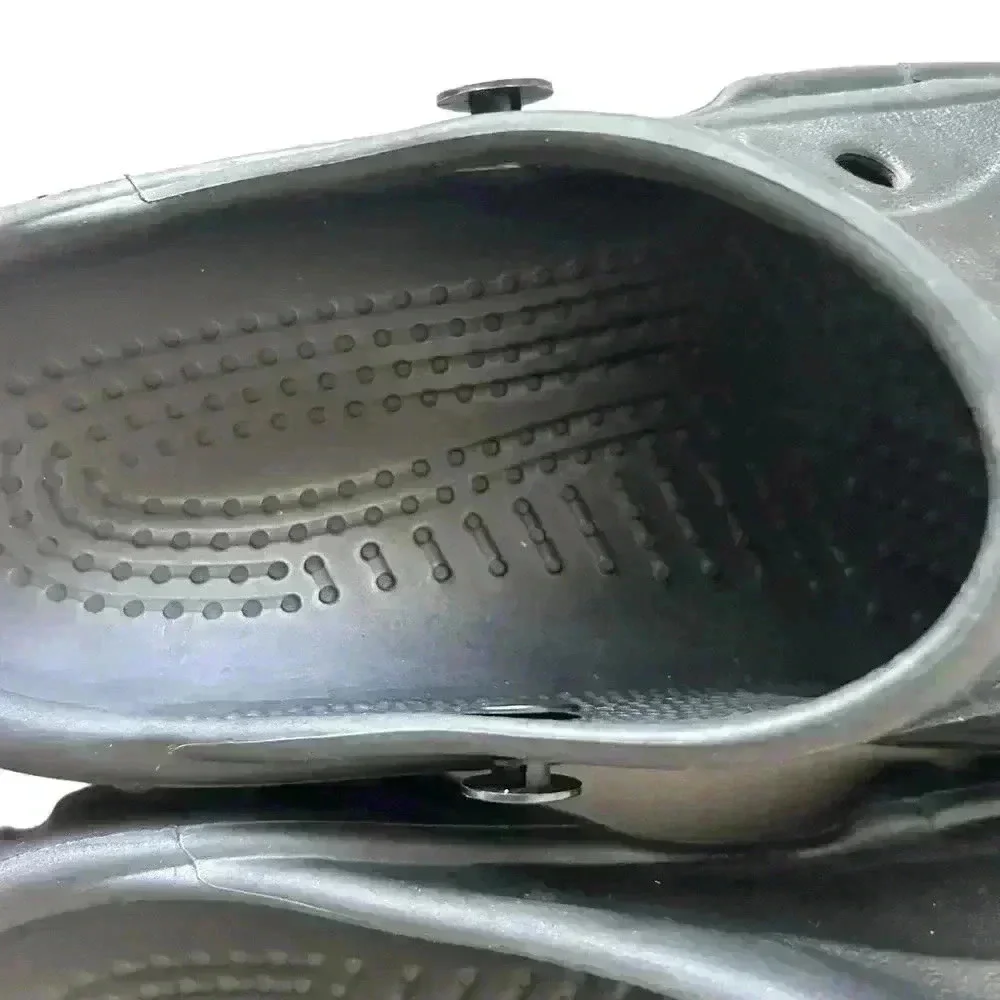 🦩Crocs Black Clogs Mens Size 7 Womens Size 9 sandals